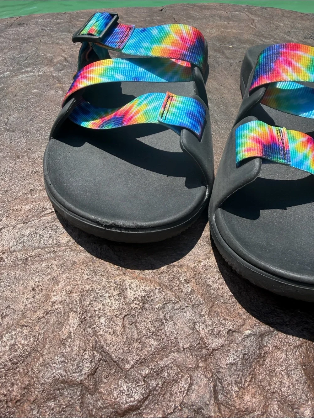 Chaco Chillos Rainbow Tie-Dye Slide Sandals Mens Size 11